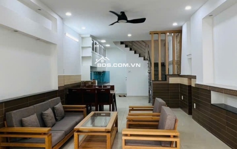 Siêu Phẩm HXH Ngay Khu Bàu Cát Tân Bình, 4.2x10m, 5 Tầng, 4PN, Sổ Hoàn Công đủ. Chỉ 6.5 tỷ TL chính chủ